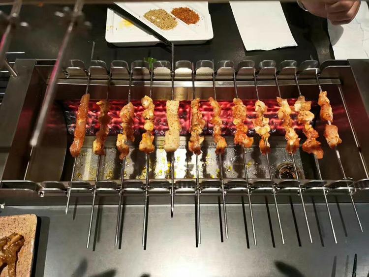 自動烤串機/自動烤串機工作原理和批發定做廠家選擇
